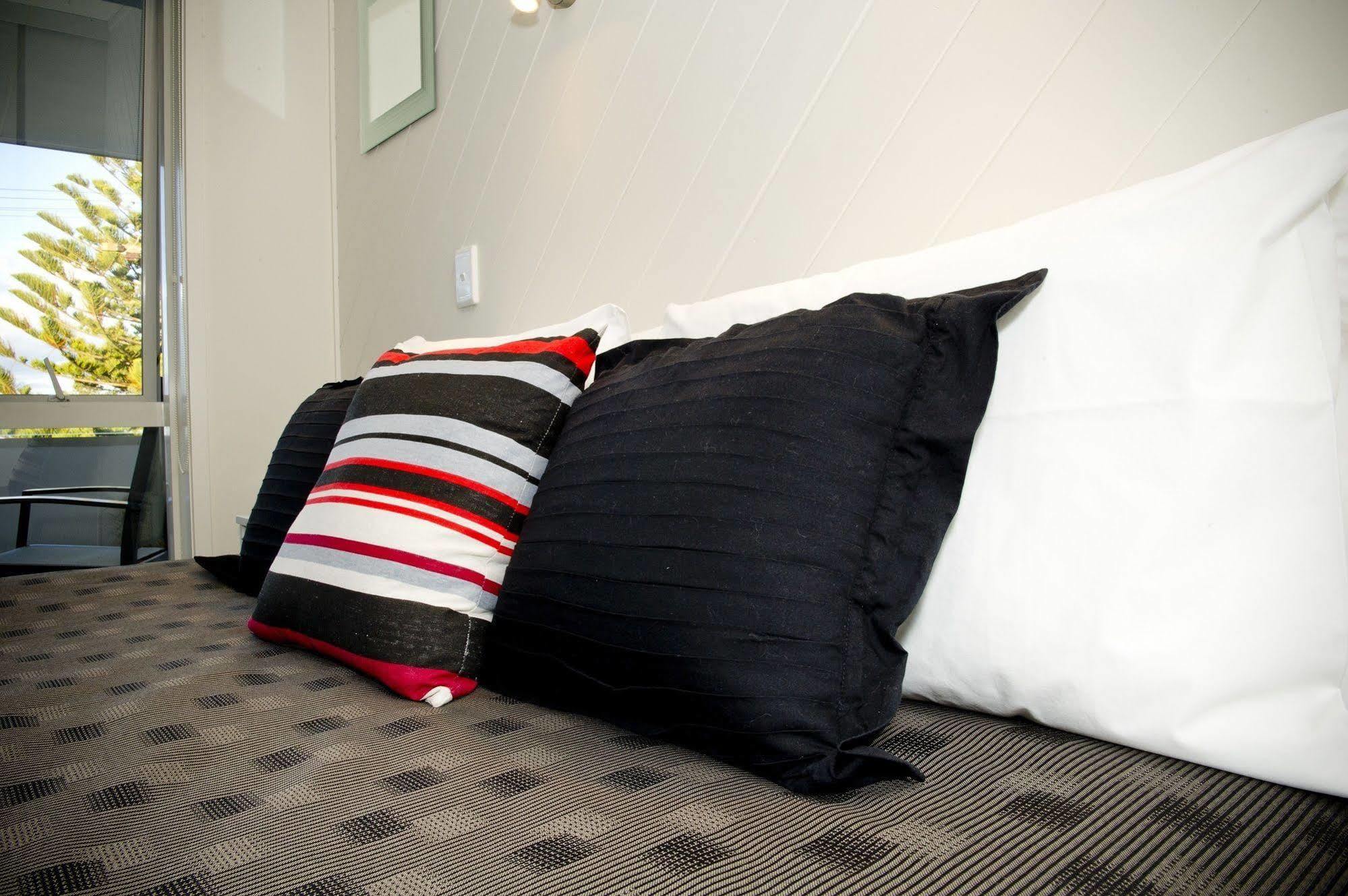 The Oceanside Motel Whitianga Εξωτερικό φωτογραφία