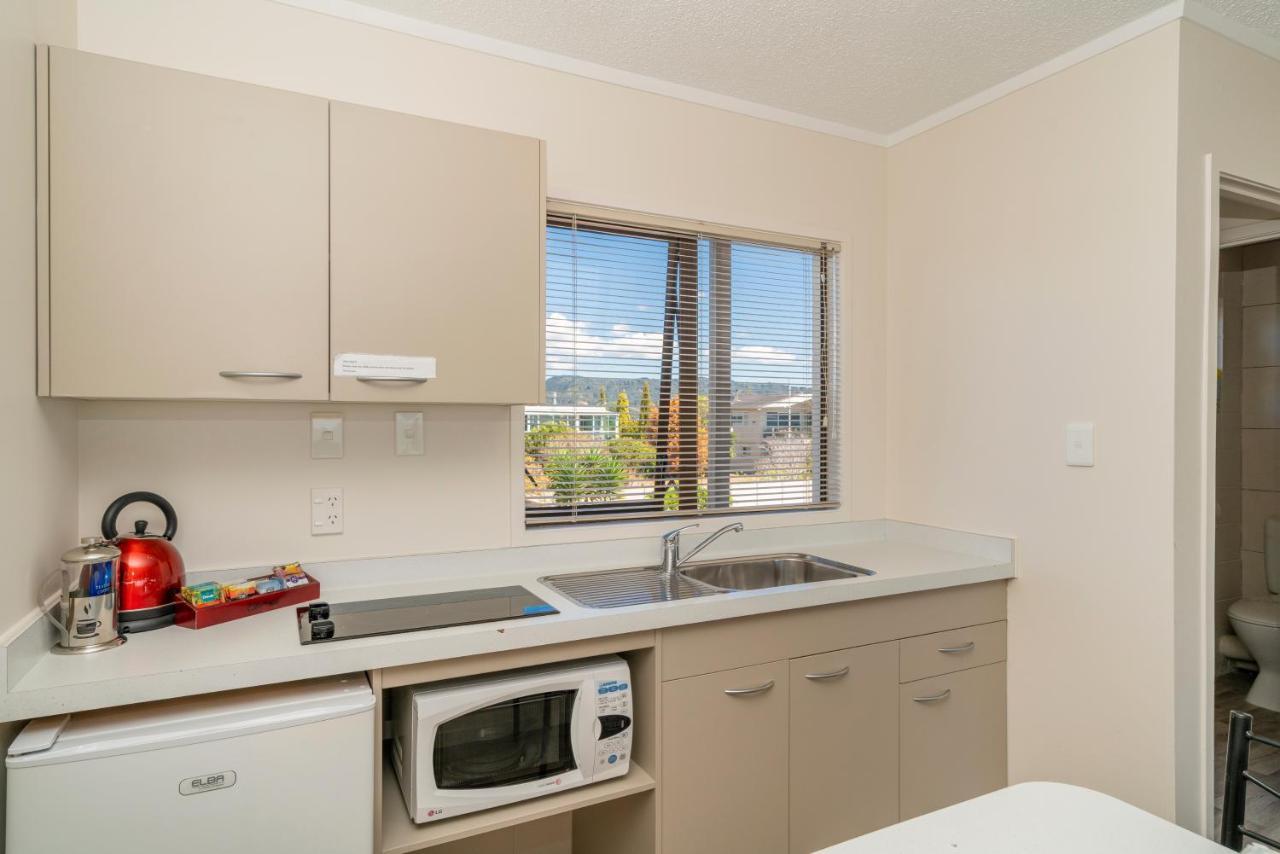 The Oceanside Motel Whitianga Εξωτερικό φωτογραφία